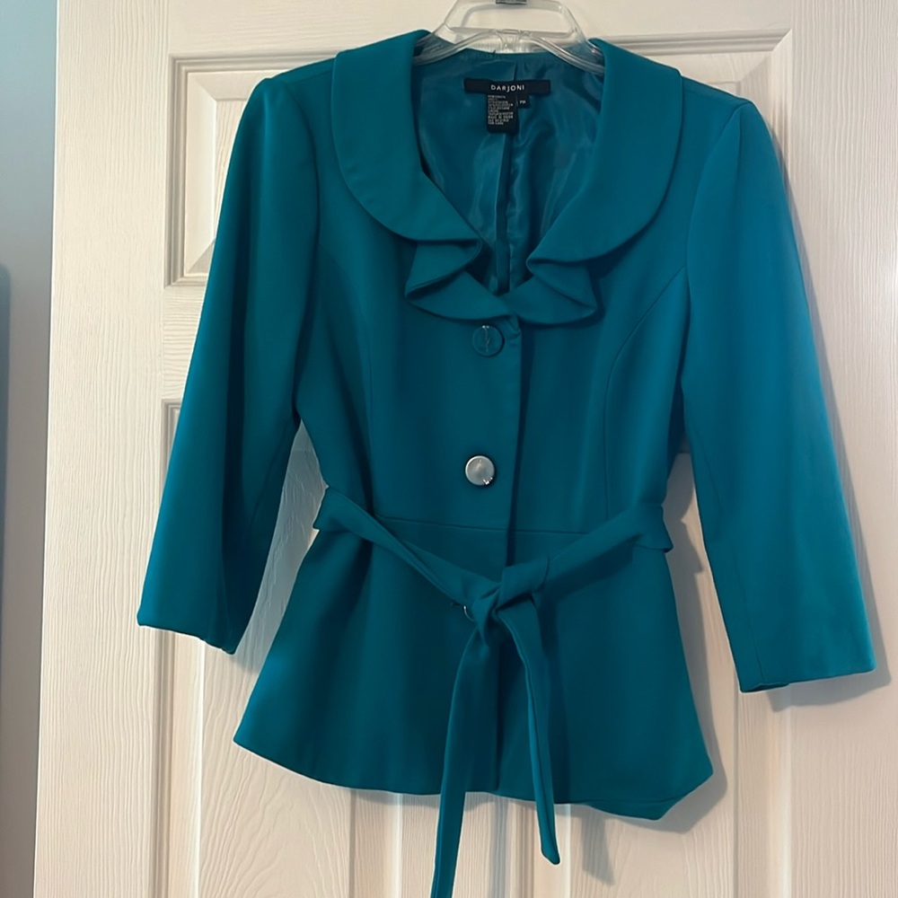 Belted women's jacket